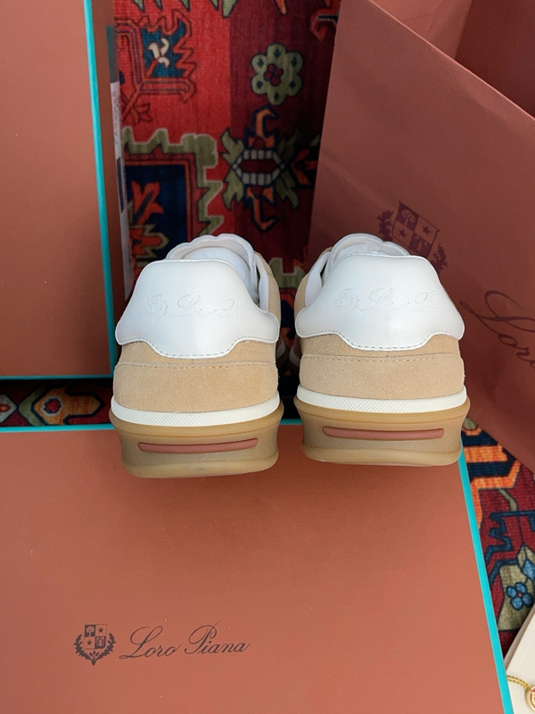 スーパーコピーブランド靴着用イメージ